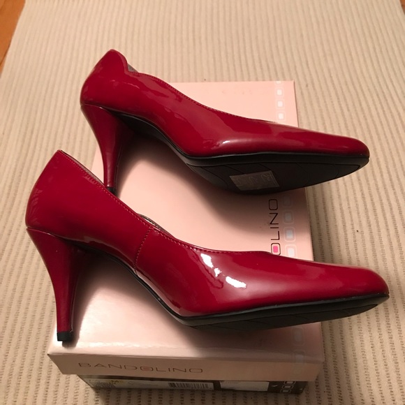 Bandolino Red Pumps - Picture 4 of 6